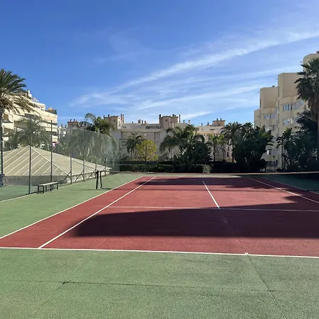 With Pool, Tennis & Gym By Homing Apartment Torremolinos