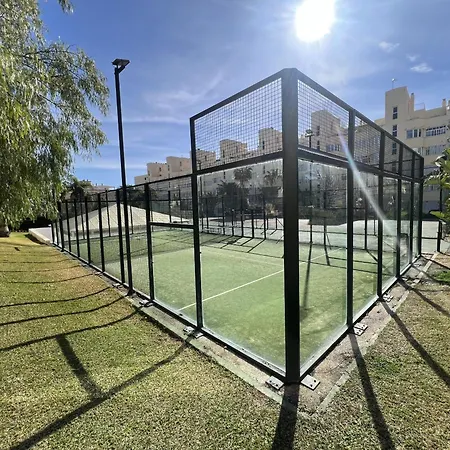 Apartment With Pool, Tennis & Gym By Homing Torremolinos
