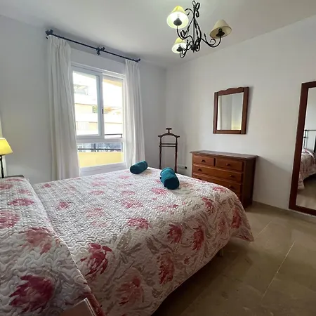With Pool, Tennis & Gym By Homing Torremolinos